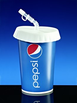 TRAVEL CUP 1 L with lid & straw