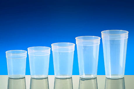 Reusable cups, transparent with rim