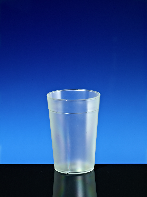 [Translate to EN:] Mehrwegbecher C 0,30 ltr. SAN gefrostet